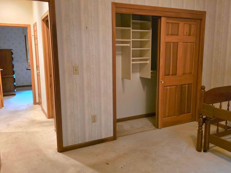 303 Fallriver Drive , Reynoldsburg, OH 43068 Photo 29