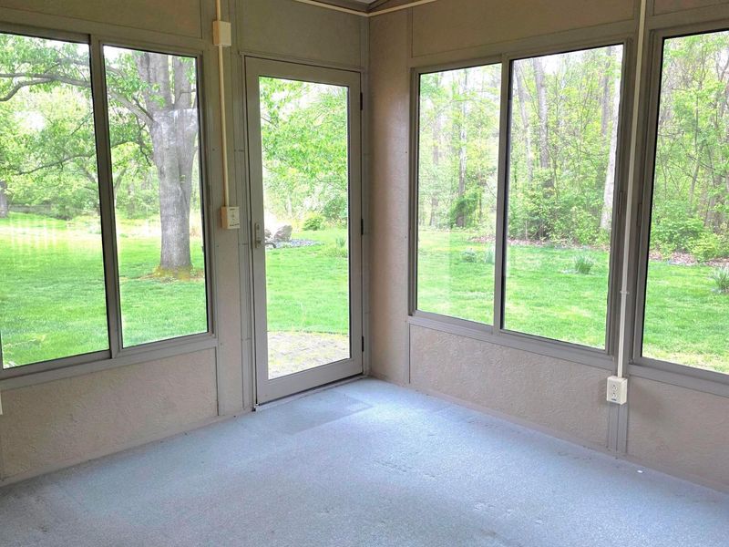 303 Fallriver Drive , Reynoldsburg, OH 43068 Photo 30