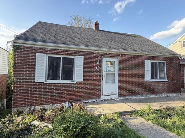 23 Laycock Lane, Newport, KY 41071