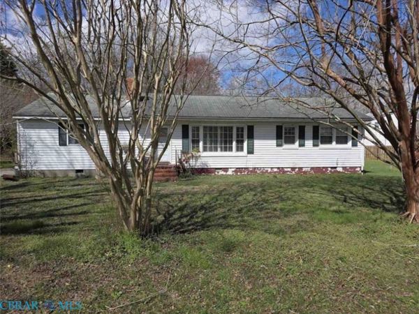 168 Linden Avenue, Urbanna, VA 23175