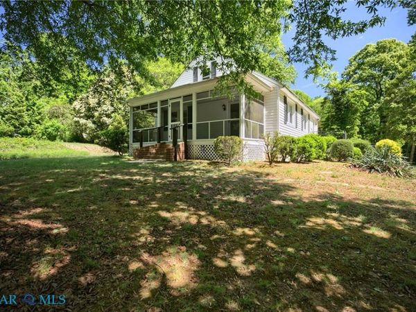 59 W. Point Road , Lancaster, VA 22503