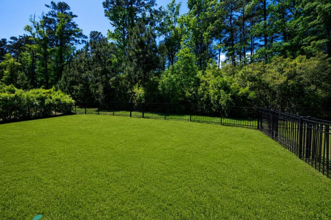 2618 Goldfinch Dr. Photo 22