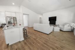 2618 Goldfinch Dr. photo 4