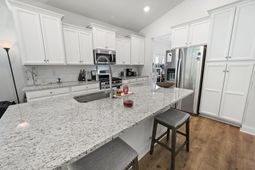 2618 Goldfinch Dr. photo 4