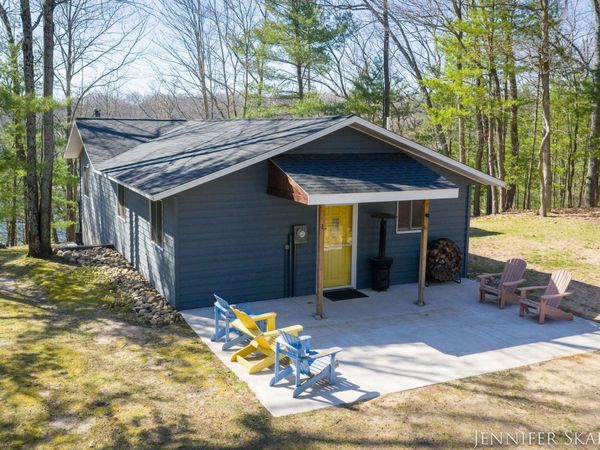 9341 S Oxeye Avenue, Baldwin, MI 49304