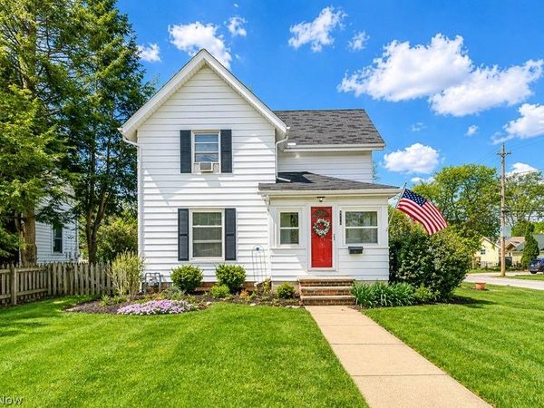 4516 Wood Street , Willoughby, OH 44094