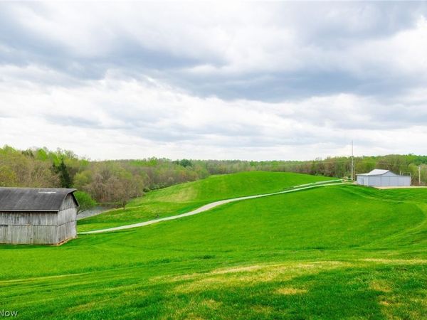 44713 State Route 541 , Coshocton, OH 43812