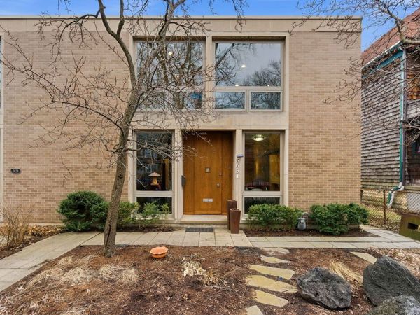 5631 S Blackstone Avenue , Chicago, IL 60637