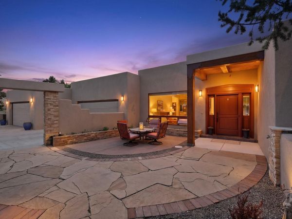 693 Black Hawk Drive NE, Albuquerque, NM 87122