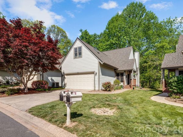 29 Little Cedar Court, Asheville, NC 28805
