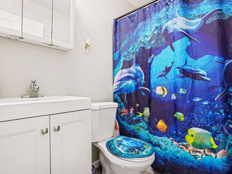 3090 Deshler Drive, Colerain Township, OH 45251 Photo 8