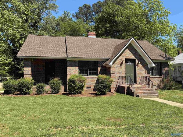 405 Hine Street South, Athens, AL 35611