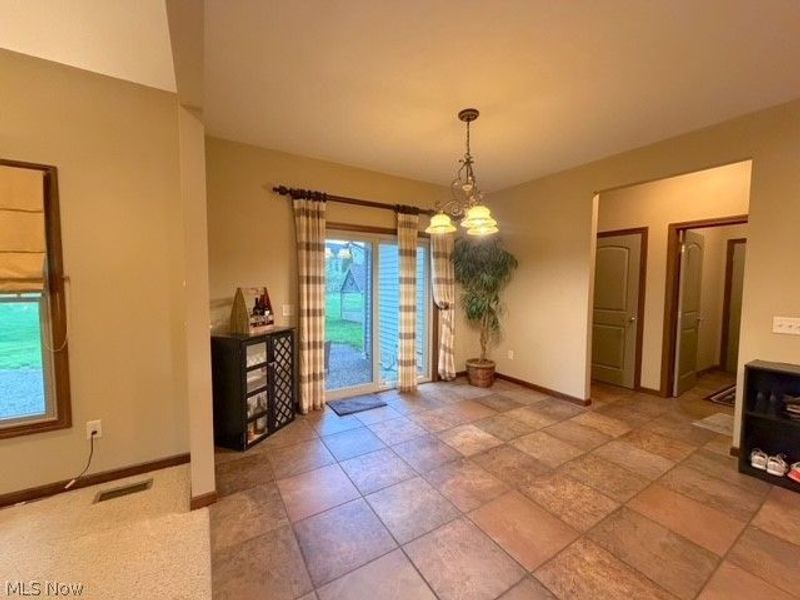 611 Parkdale Drive, Dover, OH 44622 Photo 17