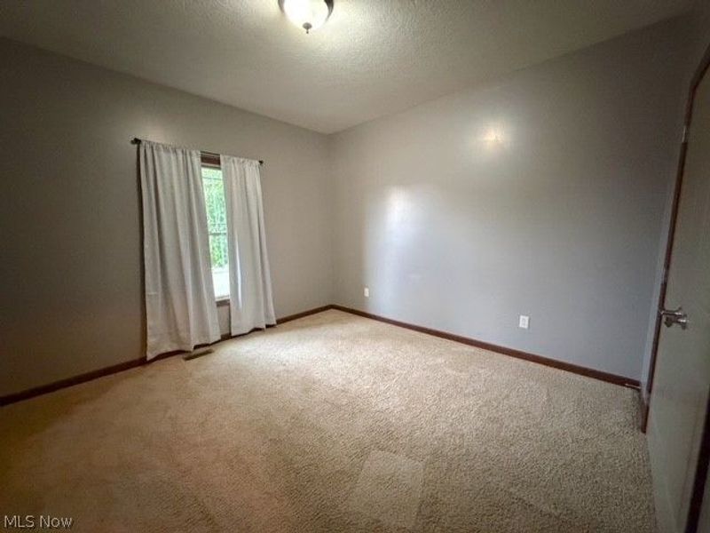 611 Parkdale Drive, Dover, OH 44622 Photo 19