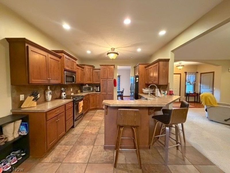 611 Parkdale Drive, Dover, OH 44622 Photo 5