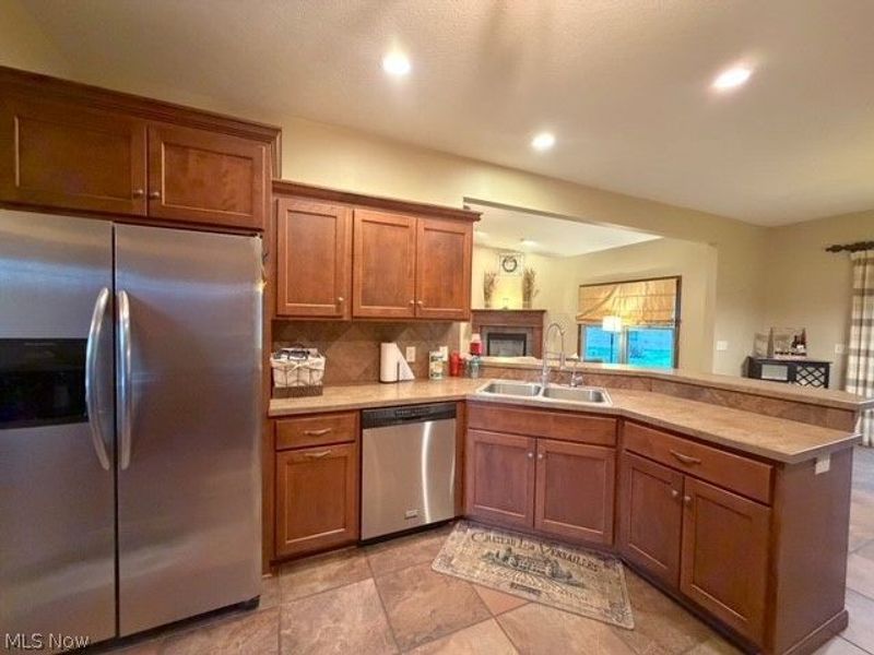 611 Parkdale Drive, Dover, OH 44622 Photo 9