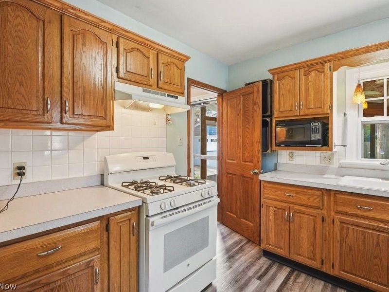 1620 Sackett Avenue, Cuyahoga Falls, OH 44223 Photo 9