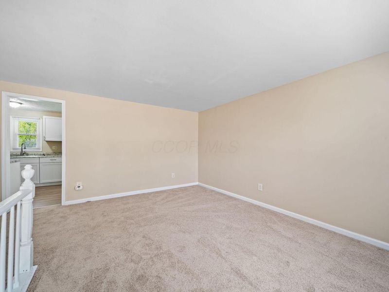 5220 Refugee Road , Columbus, OH 43232 Photo 11