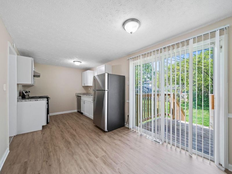 5220 Refugee Road , Columbus, OH 43232 Photo 18