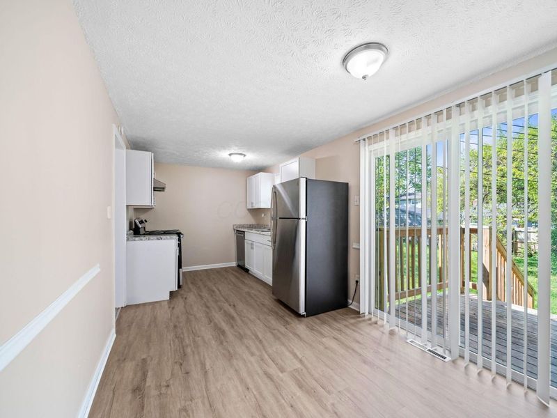 5220 Refugee Road , Columbus, OH 43232 Photo 19