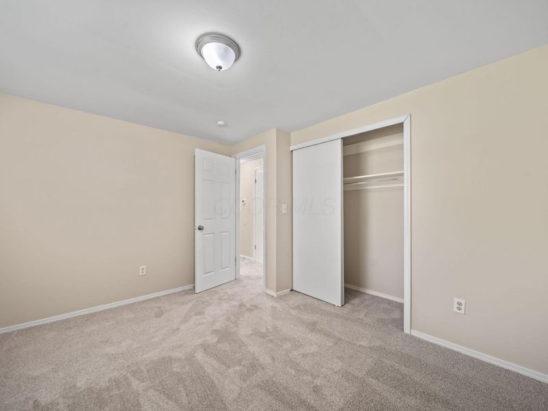 5220 Refugee Road , Columbus, OH 43232 Photo 23