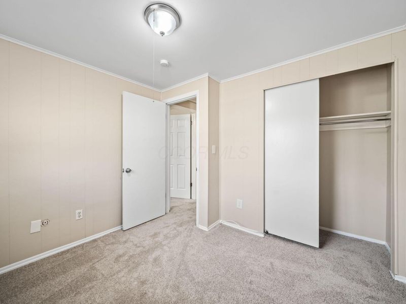 5220 Refugee Road , Columbus, OH 43232 Photo 25