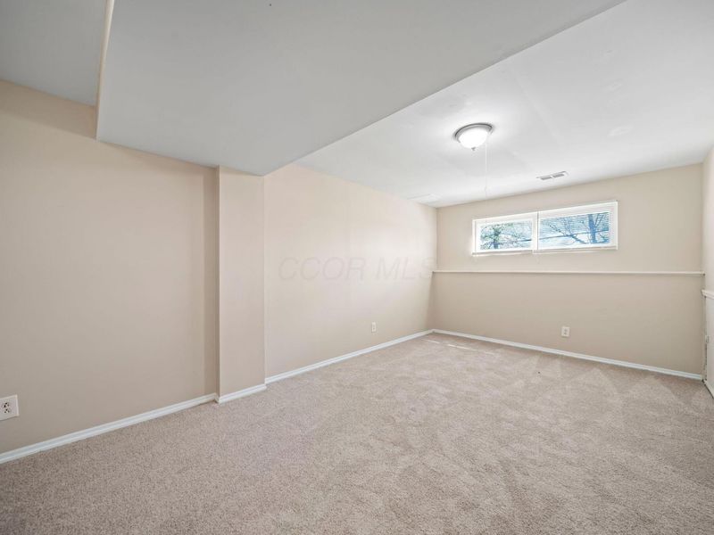 5220 Refugee Road , Columbus, OH 43232 Photo 35