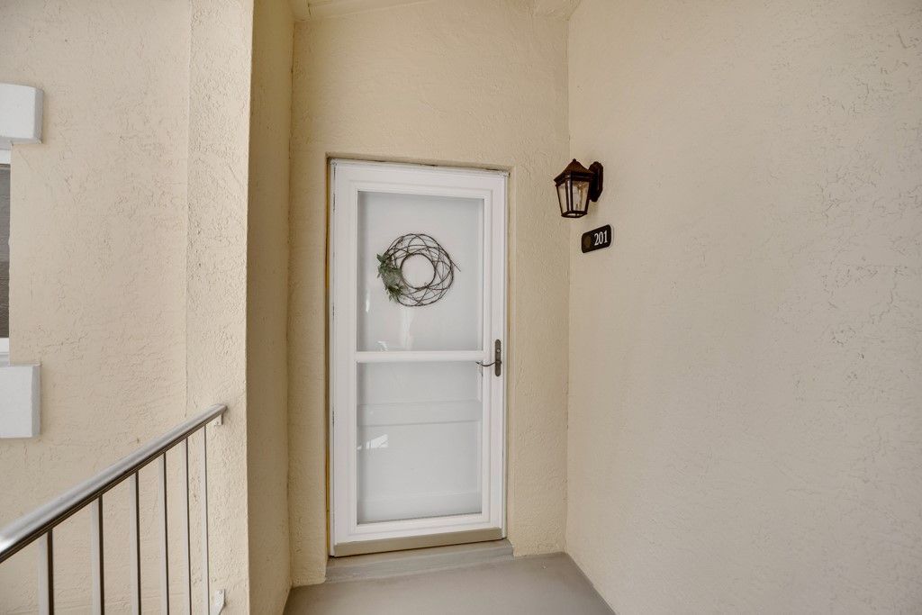 5020 Harmony Circle, Unit 201, Vero Beach, FL 32967 Photo