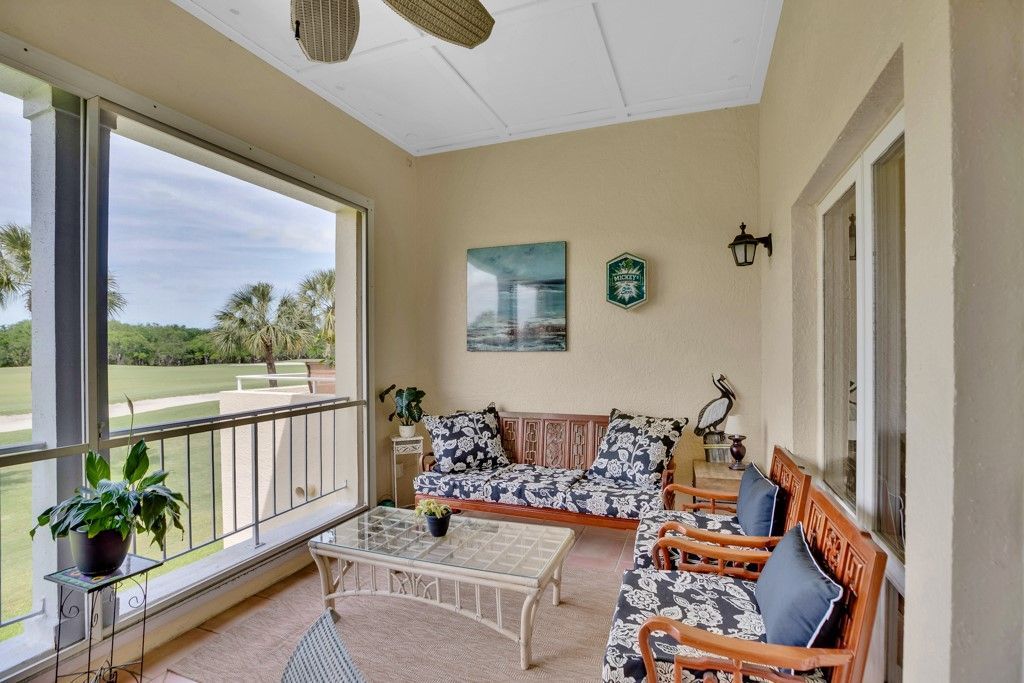 5020 Harmony Circle, Unit 201, Vero Beach, FL 32967 Photo