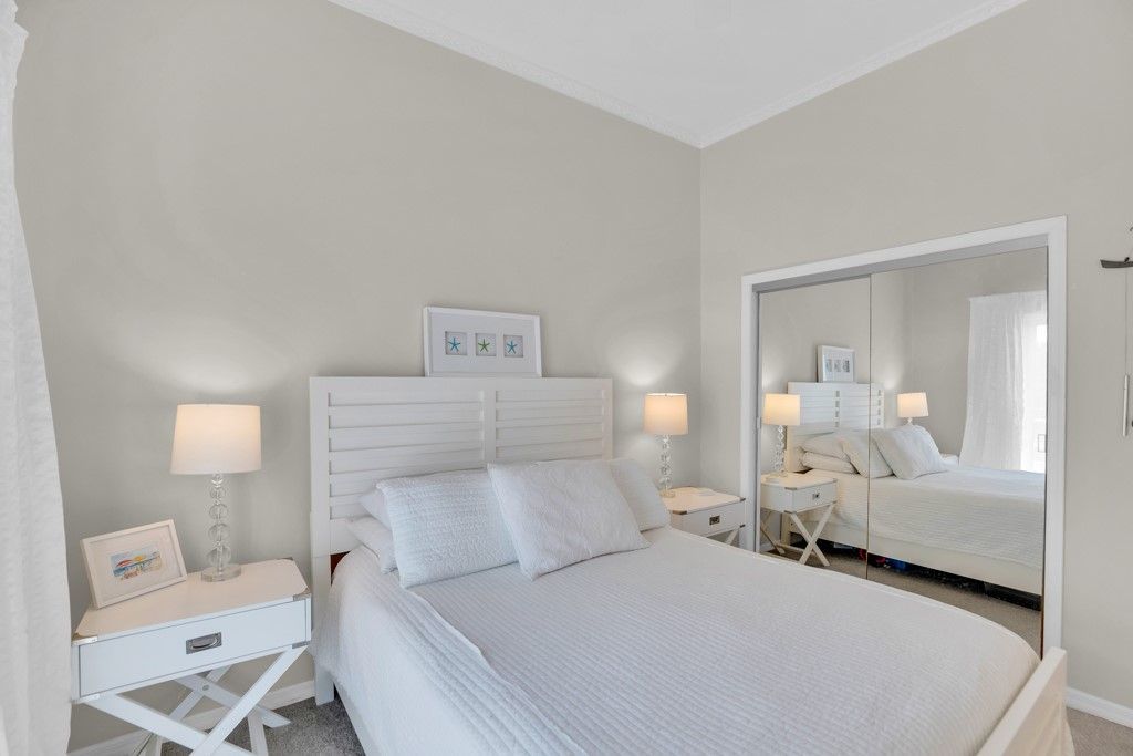 5020 Harmony Circle, Unit 201, Vero Beach, FL 32967 Photo