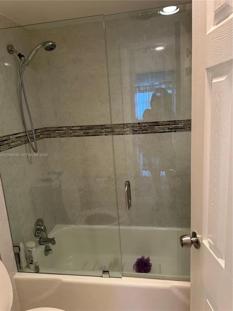 1985 S Ocean Dr , Unit 21P, Hallandale Beach, FL 33009 Photo