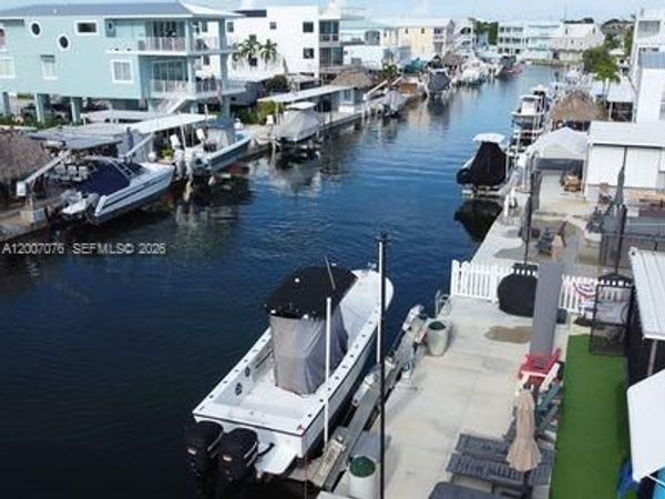 721 Garden State Ln , Key Largo, FL 33037