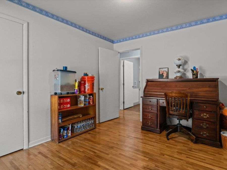 Property Image 28