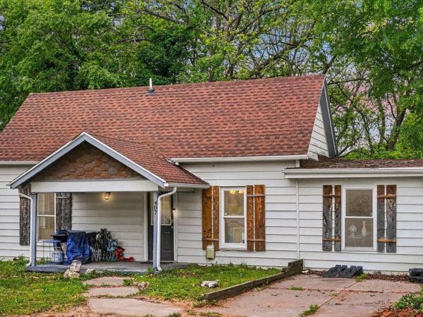 407 S Clarke Avenue , Clever, MO 65631