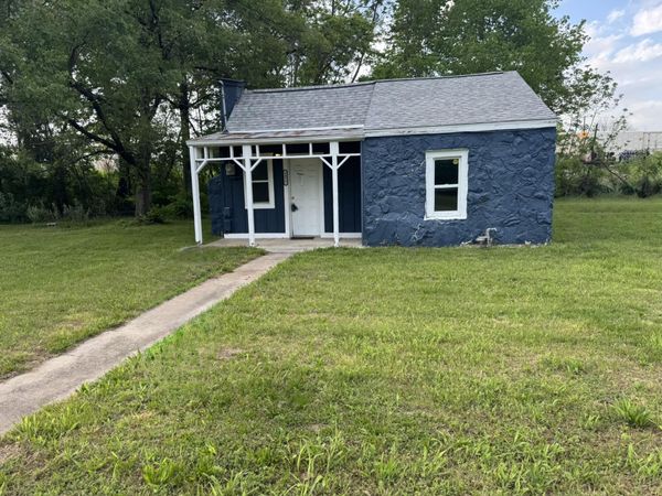 3025 W Hovey Street , Springfield, MO 65802