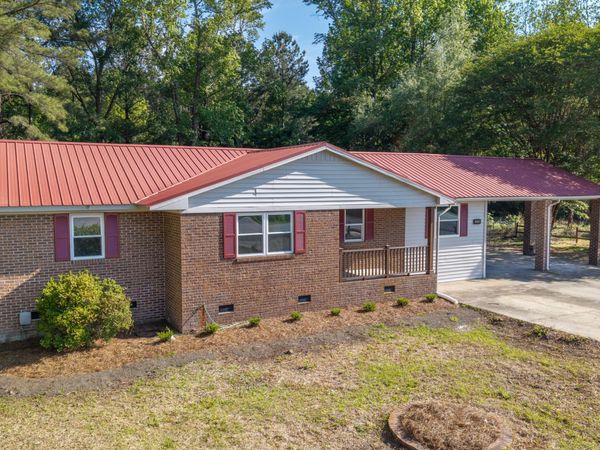 11073 Sam Potts Highway, Lake Waccamaw, NC 28450