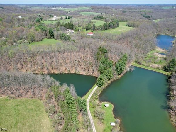 4101 Peace Road SE, Carrollton, OH 44615