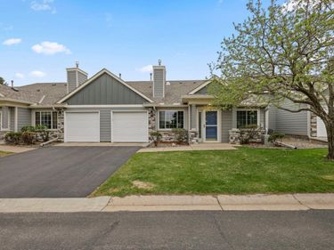 9949 Tamarack Cove , Woodbury, MN 55125