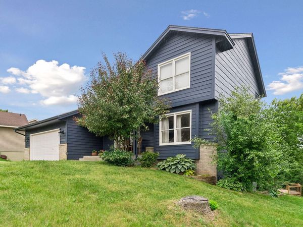 20955 Jamestown Avenue, Lakeville, MN 55044