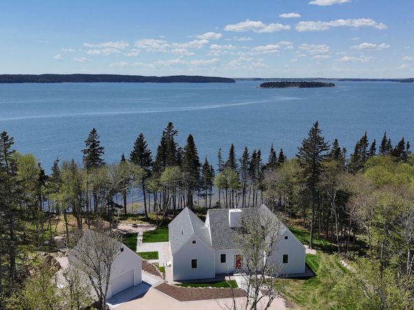 101 Cow Point, Roque Bluffs, ME 04654