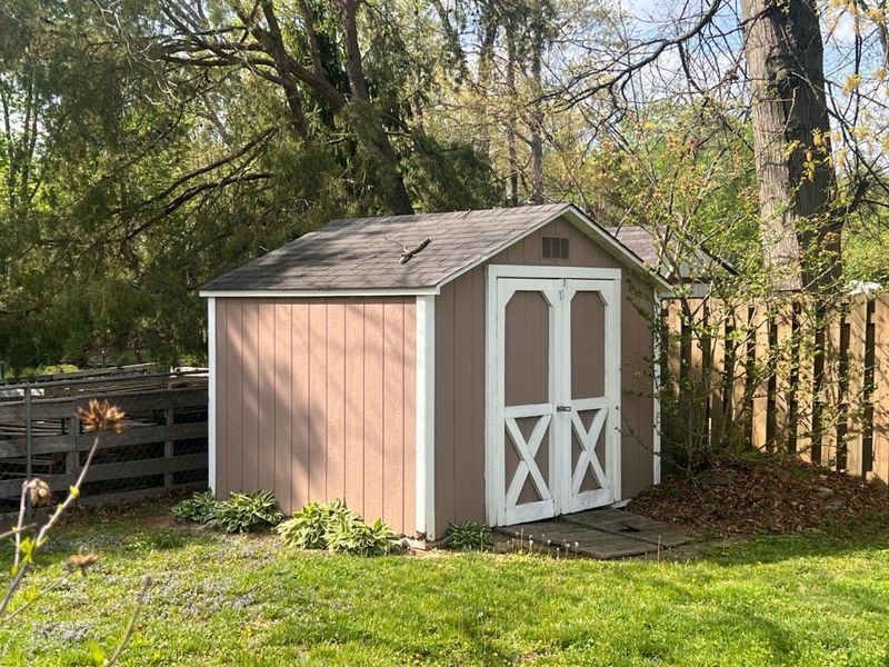 1388 Lela Lane, Miami Twp, OH 45150 Photo 3