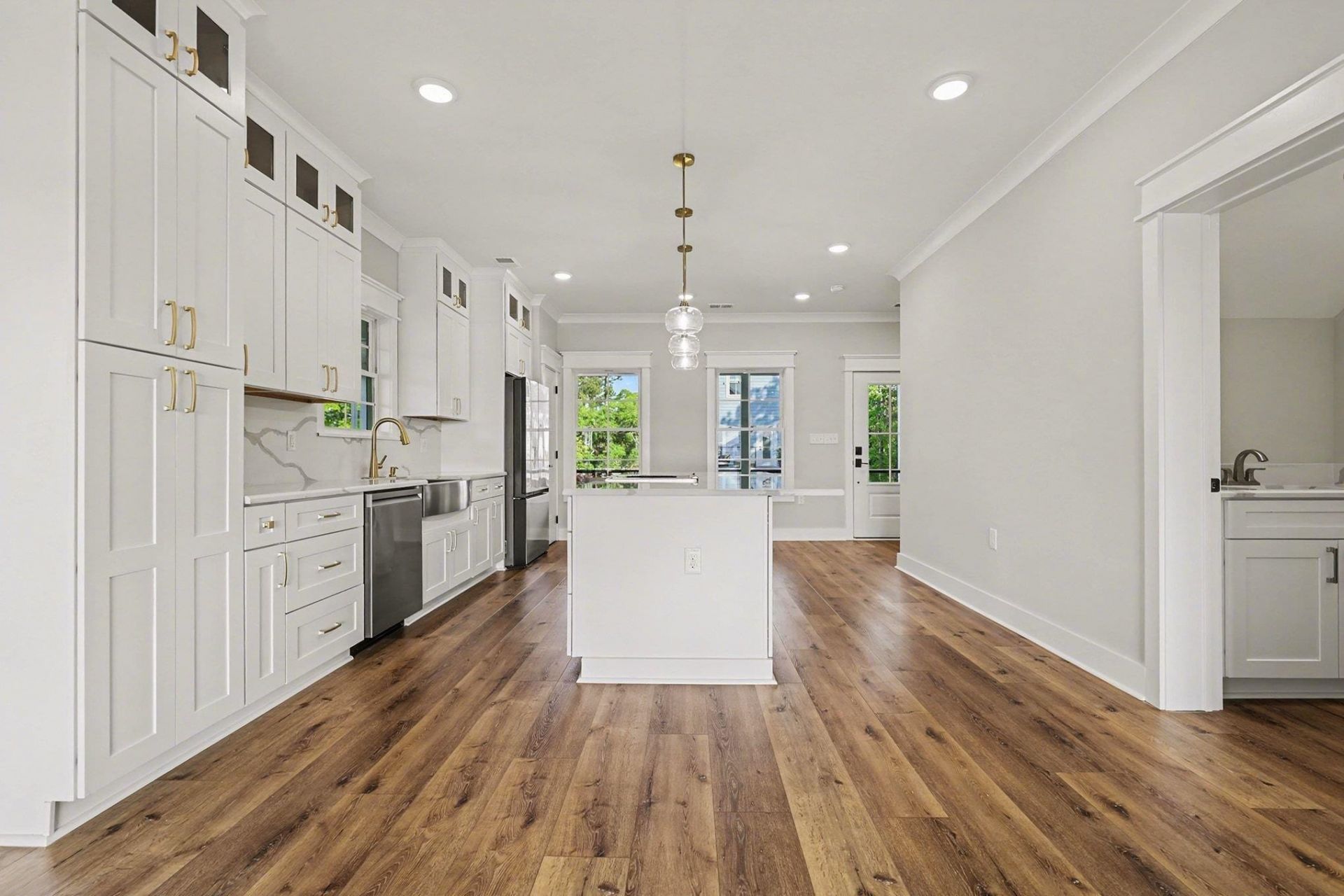 600 Elizabeth Dr. Photo 10