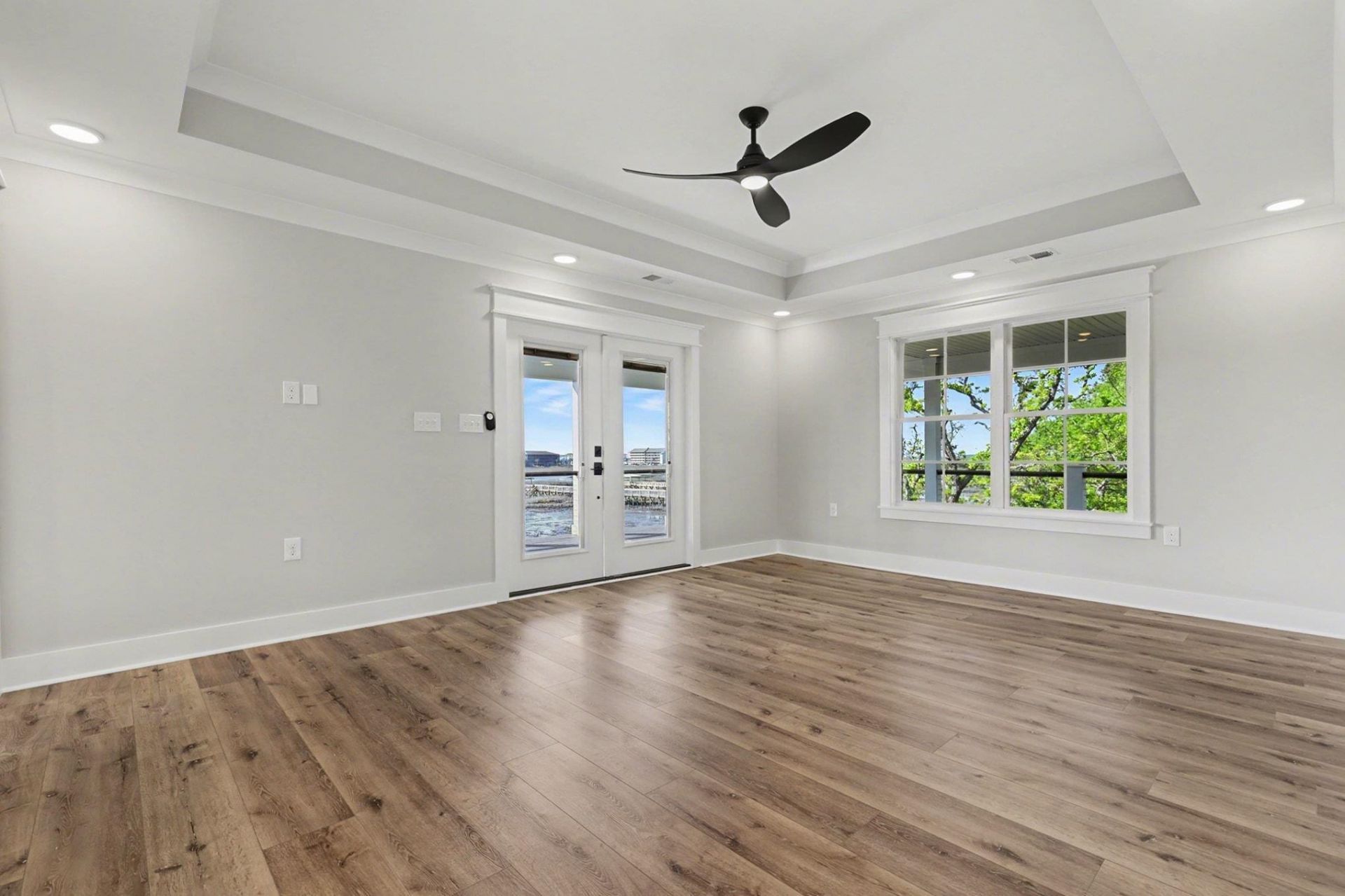 600 Elizabeth Dr. Photo 18