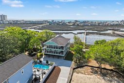 600 Elizabeth Dr. photo 4