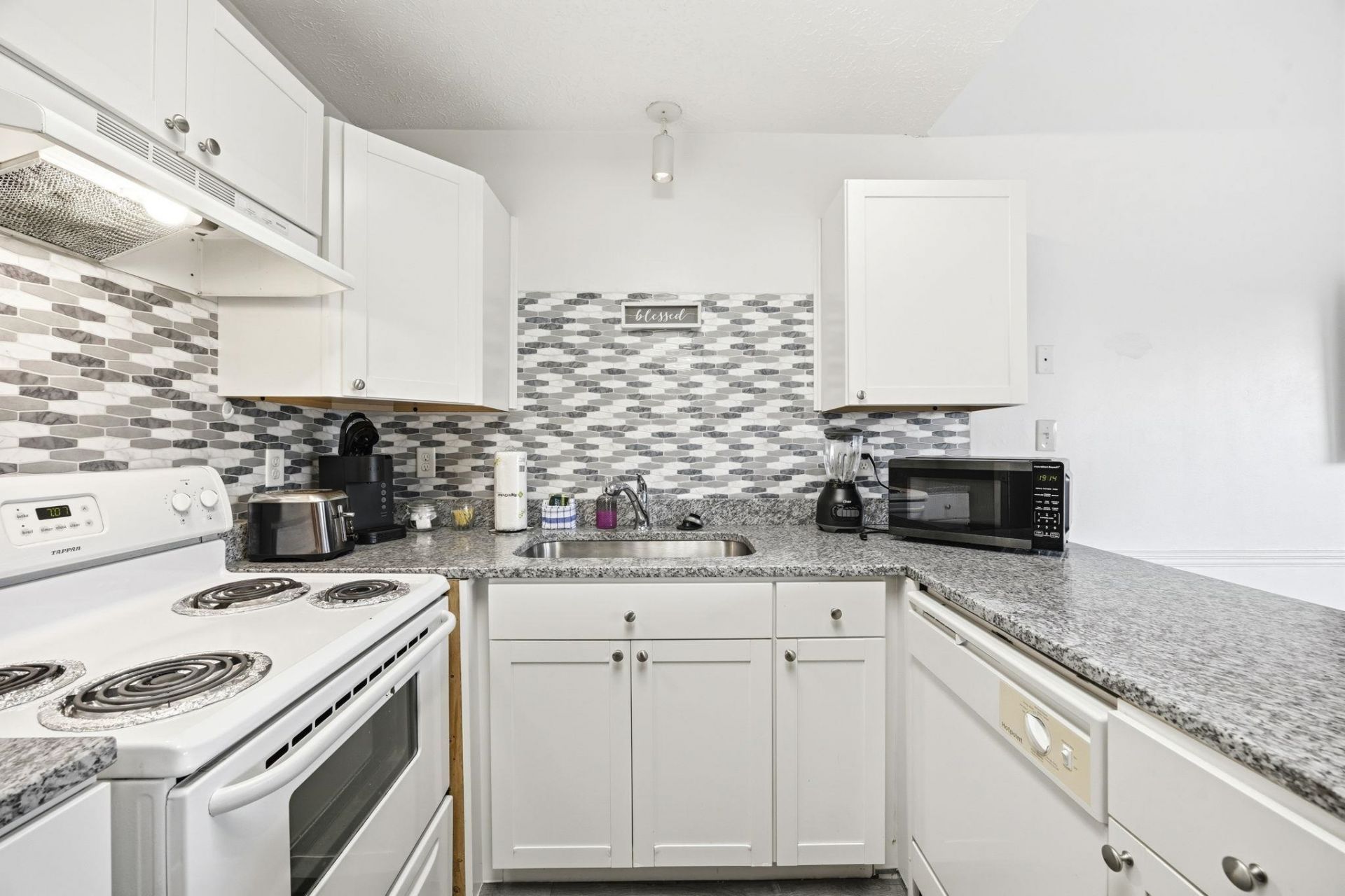 800 Deer Creek Rd. Photo 11
