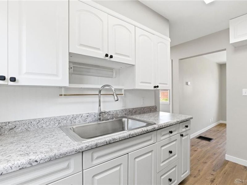 1136 Croyden Drive, Dayton, OH 45420 Photo 16