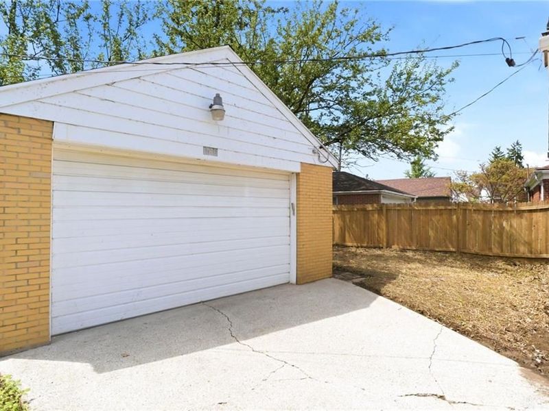 1136 Croyden Drive, Dayton, OH 45420 Photo 24