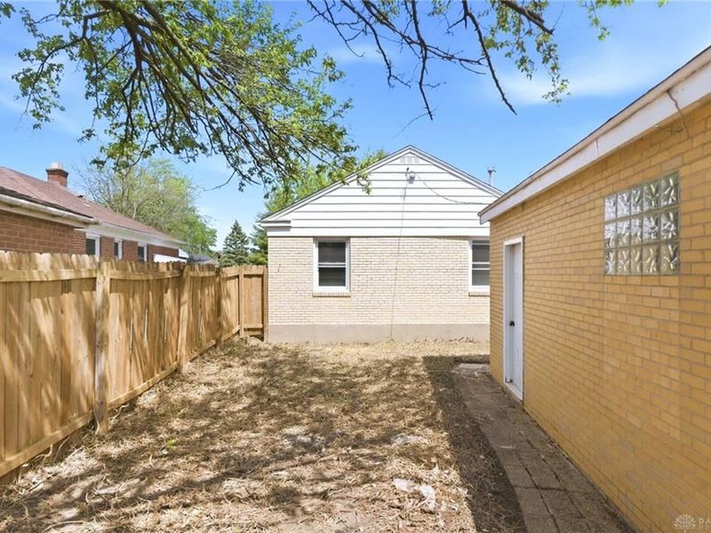 1136 Croyden Drive, Dayton, OH 45420 Photo 26