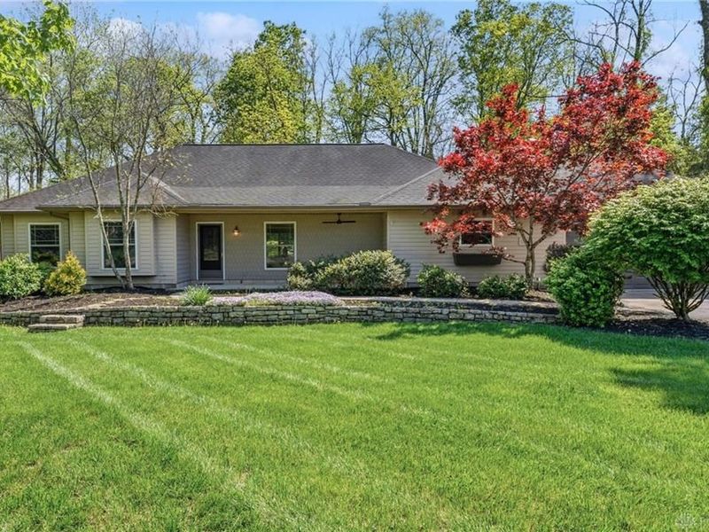 1962 E Spring Valley Pike, Washington Township, OH 45458 Photo 1