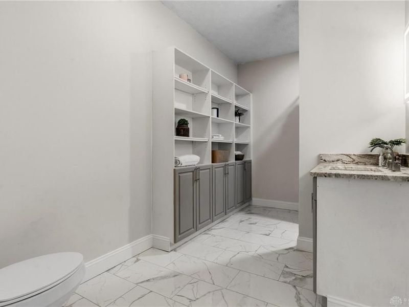 1962 E Spring Valley Pike, Washington Township, OH 45458 Photo 27